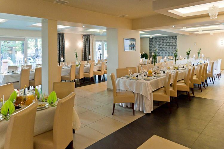Pensjonat Nad Jeziorem Hotel มิชลีบูร์ช ภายนอก รูปภาพ